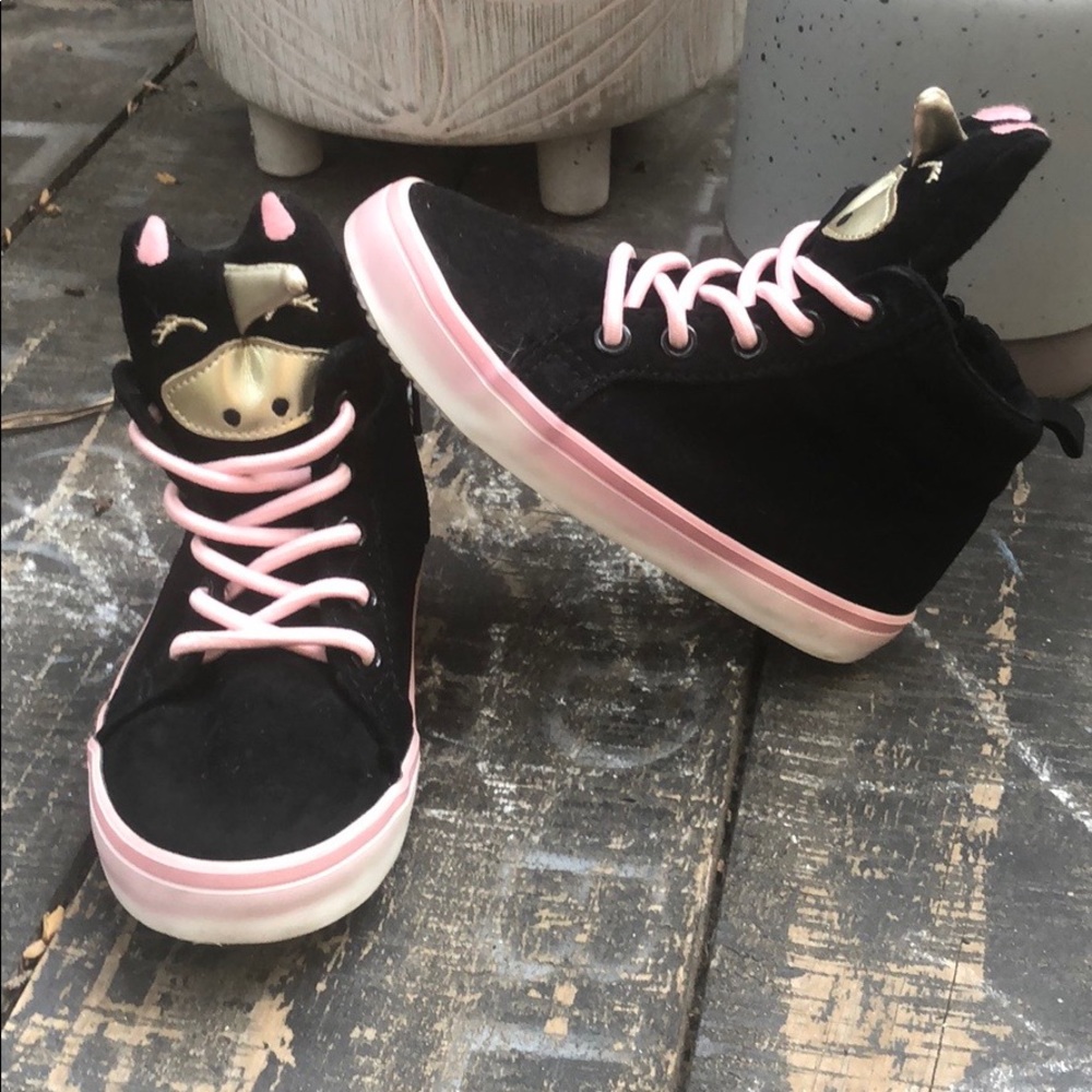 Toddler size 7 unicorn hi tops
